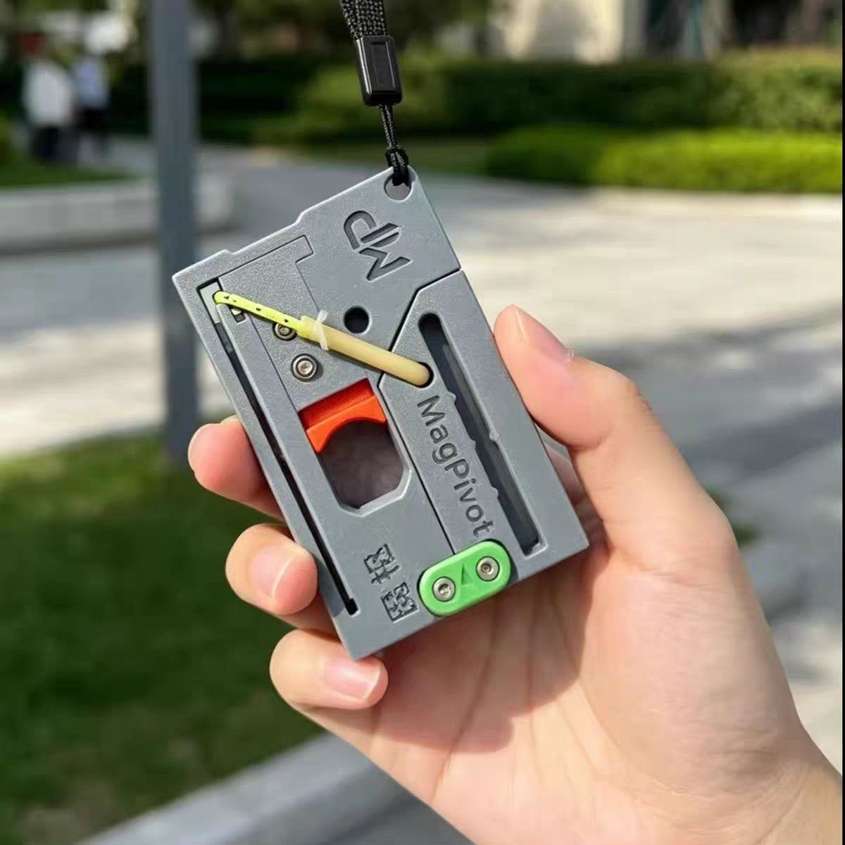 MagaPivot Card Slingshot Porta - Outdoor Hunting Products 评论和价格
